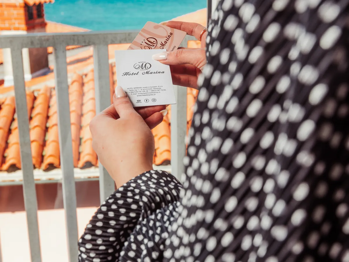 hotel marina room card